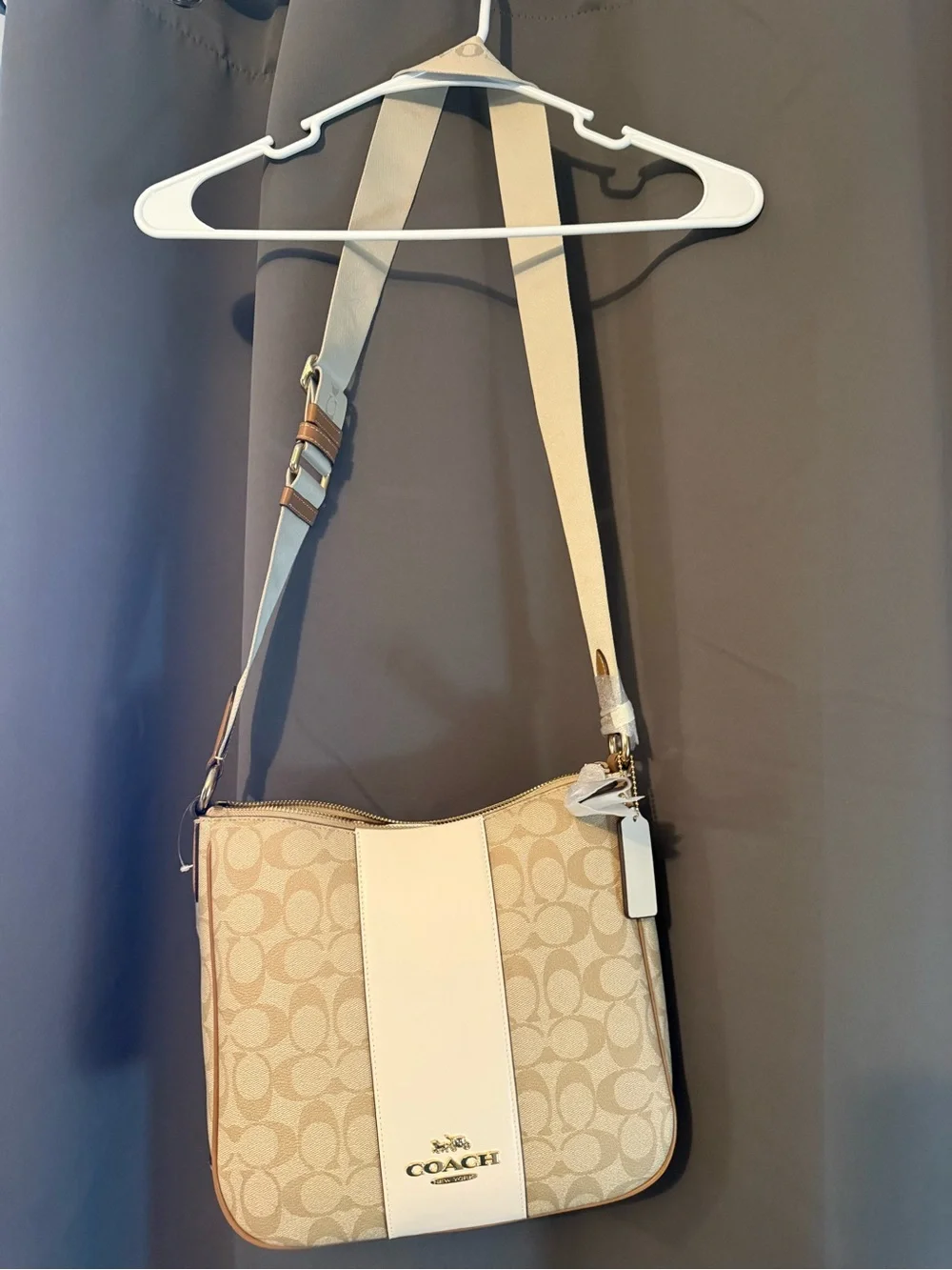 NEW WITH TAGS Coach Ellie File Bag in Signature Canvas with Stripe.